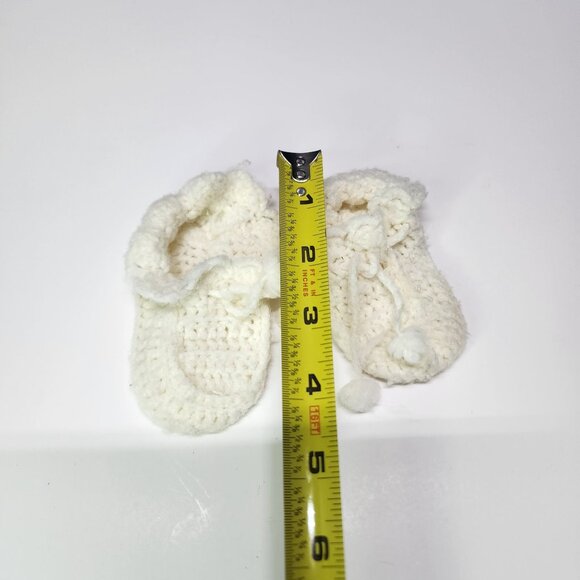 Vintage Knitted Handmade Crochet Baby Booties White - Picture 5 of 5